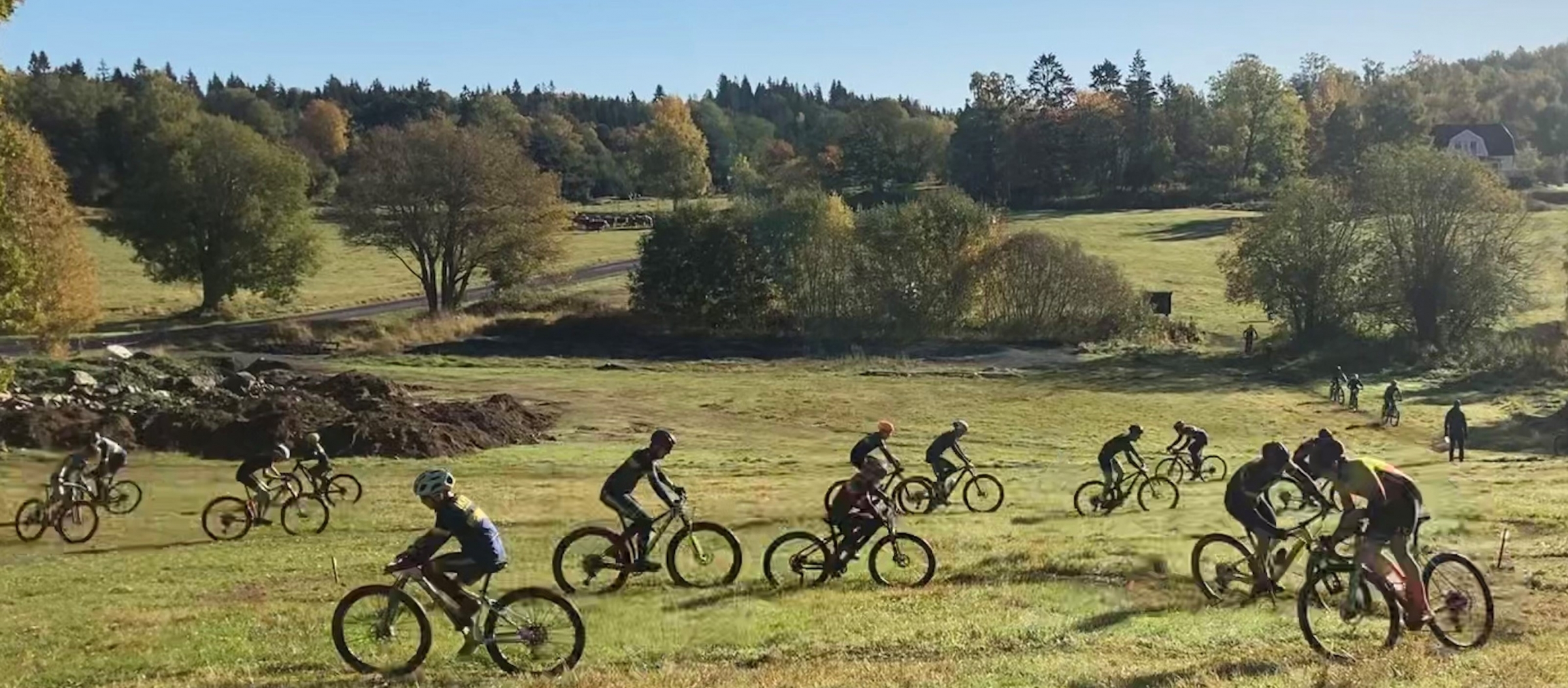 image: Håll ut snart kör vi Wåffelcross